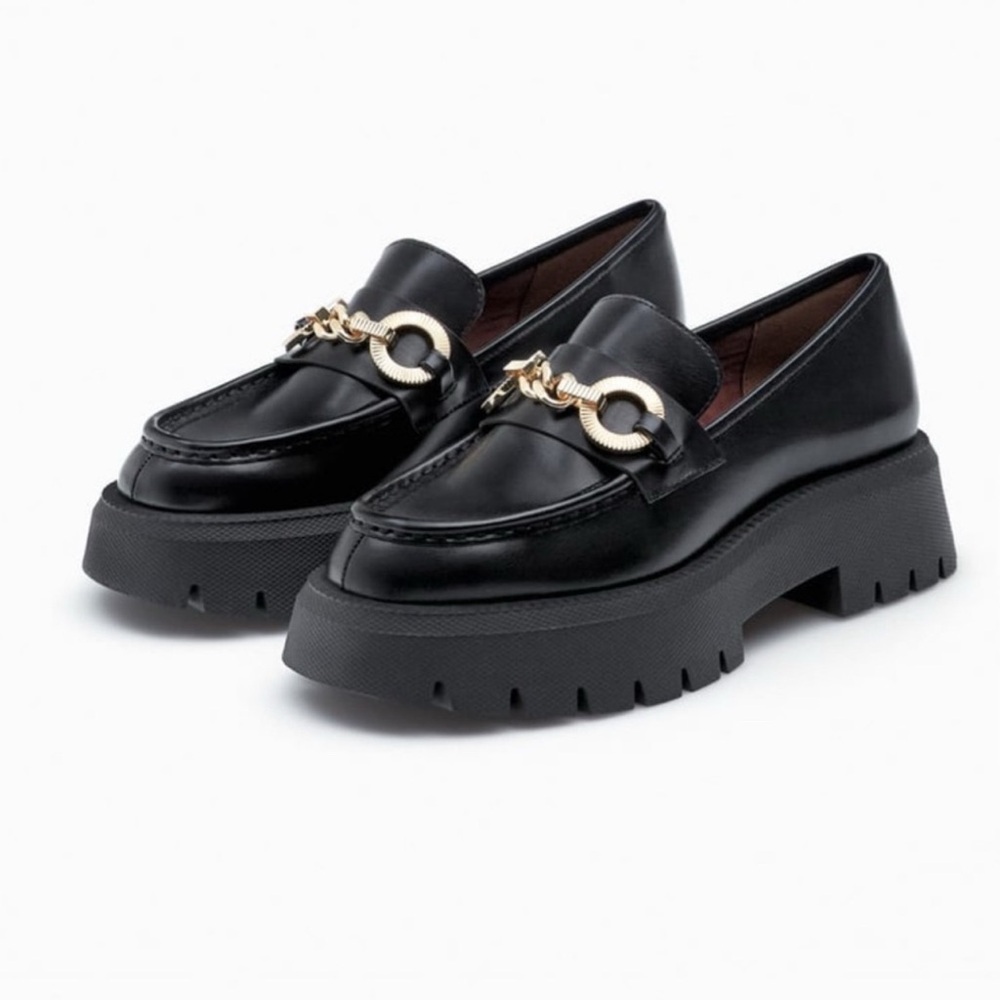 New Zara Chunky Loafers with Gold Chain Size 36